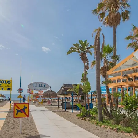 Lovely In Daire Torremolinos